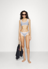 Tommy Hilfiger BRALETTE   Bikini top indigo blue/ white БРАЛЕТТ лиф бикини синий индиго/белый