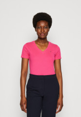 Tommy Hilfiger SLIM CODY NECK Print T-shirt bright cerise pink SLIM CODY NECK Футболка с принтом ярко-вишнево-розовый