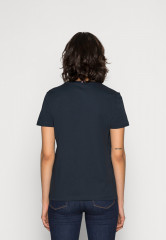 Tommy Hilfiger HERITAGE CREW NECK GRAPHIC TEE Print T-shirt midnight ФУТБОЛКА HERITAGE С КРУГЛЫМ ВЫРЕЗОМ С ГРАФИКОЙ Футболка с принтом полночь