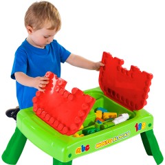 Molto Klappbarer Tisch mit 20 Bausteinen aus Kunststoff Складной стол с 20 пластиковыми строительными блоками