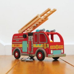 Le Toy Van Feuerwehrwagen Set  TV427 Комплект пожарной машины TV427