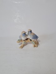Статуэтка винтажная "Две голубые птички на ветке", фарфор, 16 х 9 см, 1960-70гг.