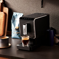 Tchibo Tchibo Kaffeevollautomat Esperto Caffe fur Caffe Crema und Espresso, Anthrazit, Herausnehmbare Bruheinheit Полностью автоматическая кофемашина Tchibo Esperto Caffe для приготовления крема и эспрессо, антрацит, съемный заварочный блок