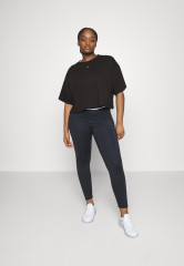 Tommy Hilfiger CRV ESSENTIALS RELAXED CROP TEE Basic T-shirt black CRV ESSENTIALS RELAXED CROP TEE Базовая футболка черный